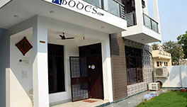 Abodes Guest House - Deluxe Room